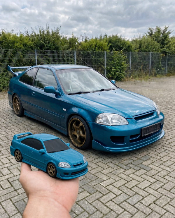 Custom scale model replica handcrafted by Relix Studio